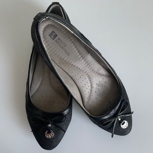 White Mountain Black Flat Shoes